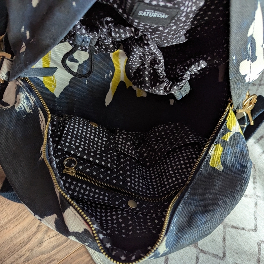 Saturday By Kate Spade Color Block Diaper Bag With Loads Of Storage. - Picture 7 of 8